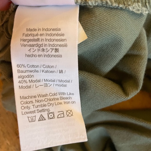 J. Crew women’s cotton and modal cargo pants - Picture 7 of 8